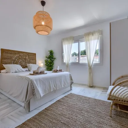Modern / Quiet 3 Bdrs Flat In The Heart Of